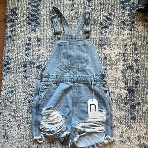 Nature denim Distressed Overalls NWT Size Med